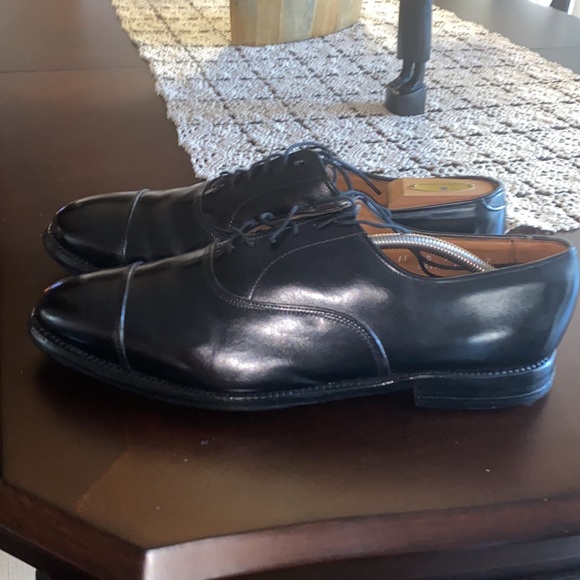 Sharp All Black Dress Shoe by Allen Edmonds - Picture 2 of 4